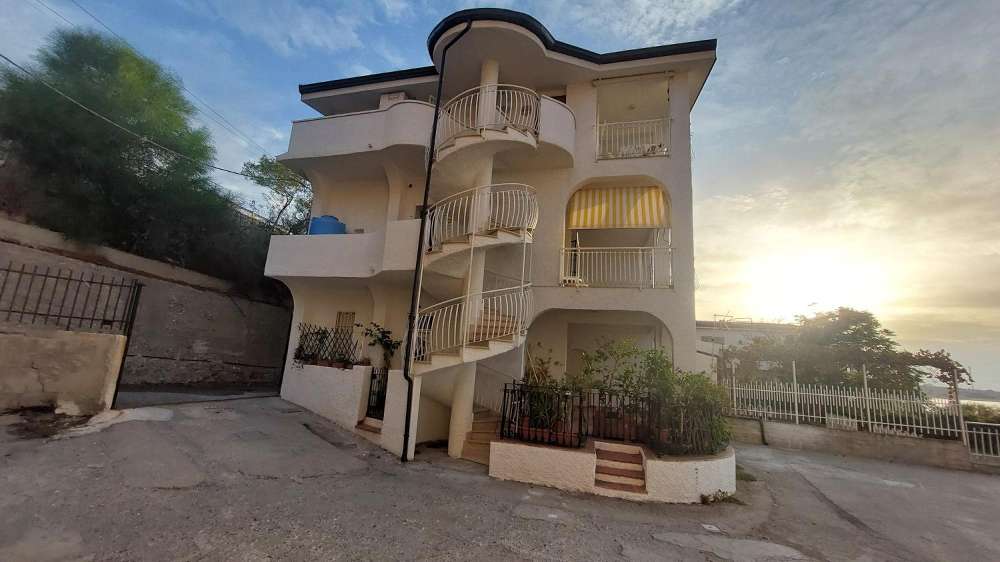 Apartment Corallo Blu Sul Mare