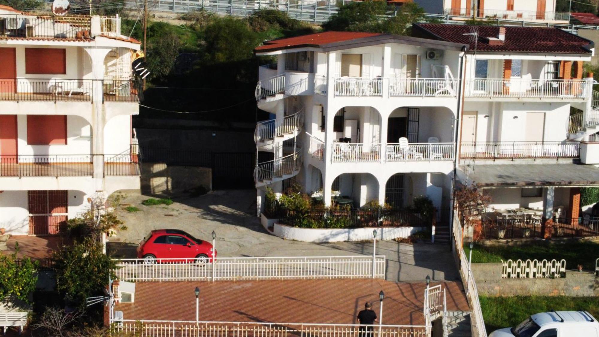 Corallo Blu Sul Mare Apartment *